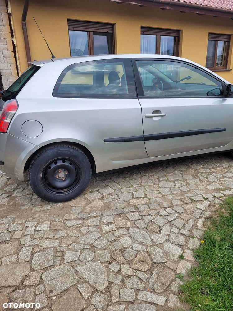 Fiat Stilo 1.9 JTD 115 Trofeo - 4