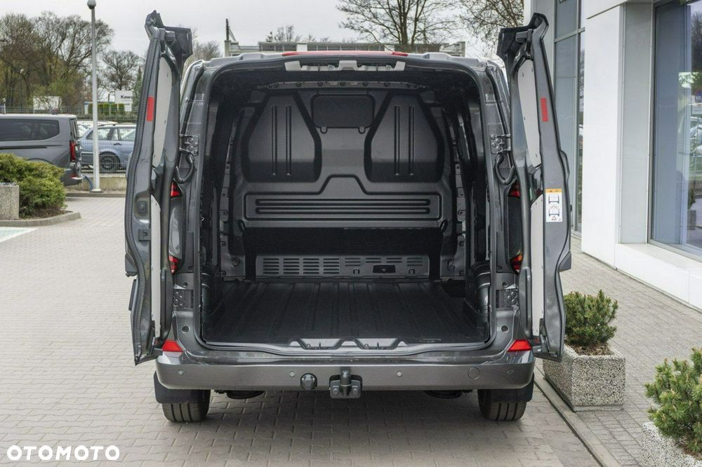 Volkswagen Transporter - 11