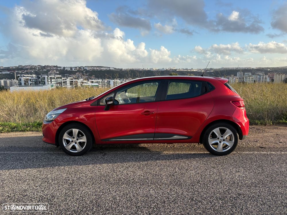 Renault Clio 1.5 dCi Dynamique S - 9