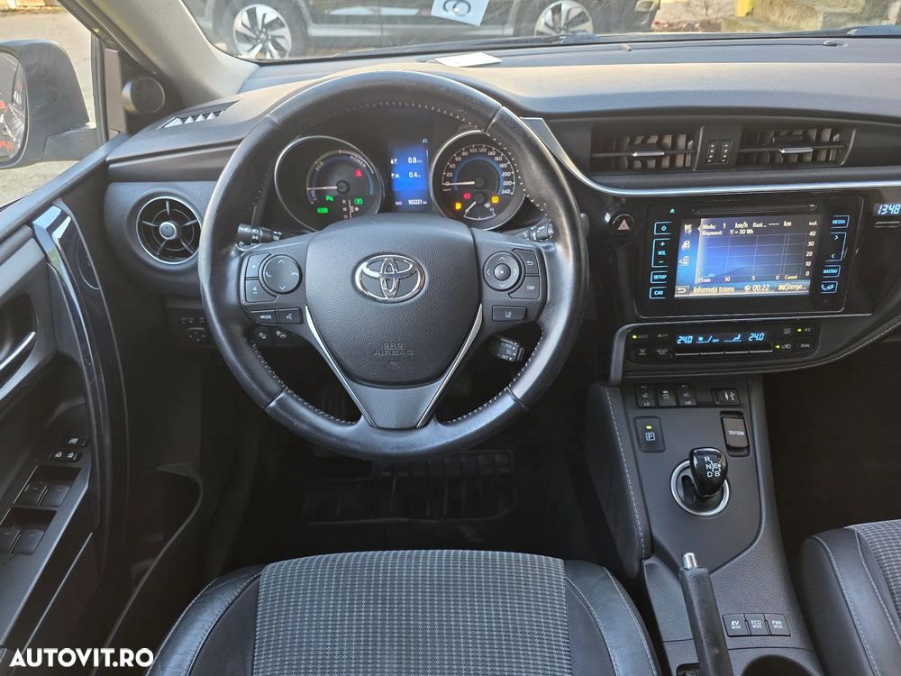 Toyota Auris 1.8 L VVT-i TS Hybrid Sol+ - 18