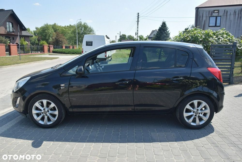Opel Corsa 1.4 16V 150 Jahre - 14
