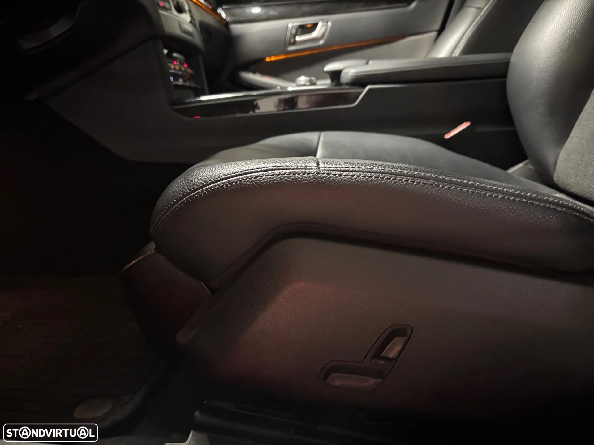 Mercedes-Benz E 250 CDi Avantgarde BlueEfficiency Auto. - 19