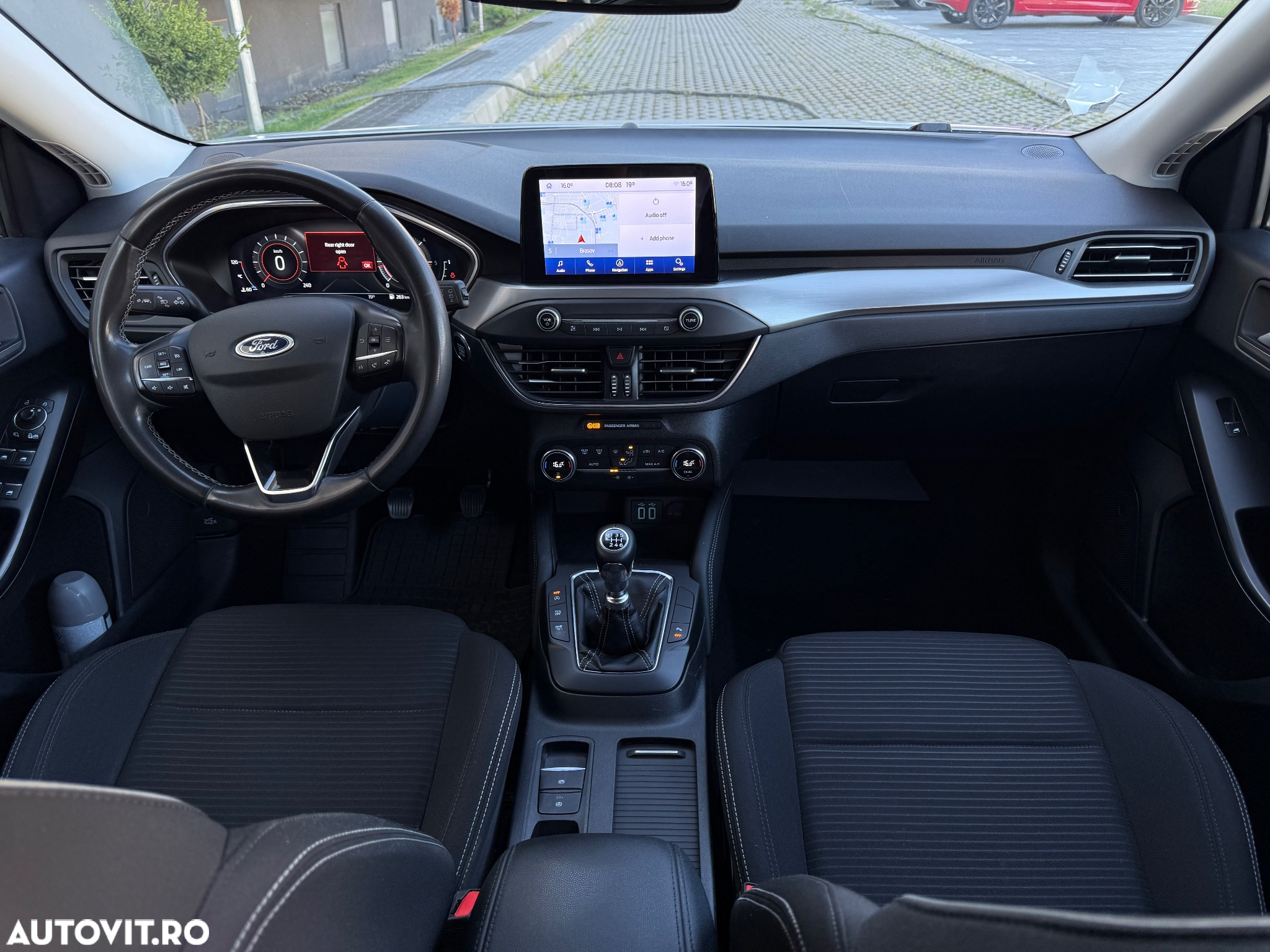 Ford Focus 1.5 EcoBlue Start-Stopp-System TITANIUM X - 38