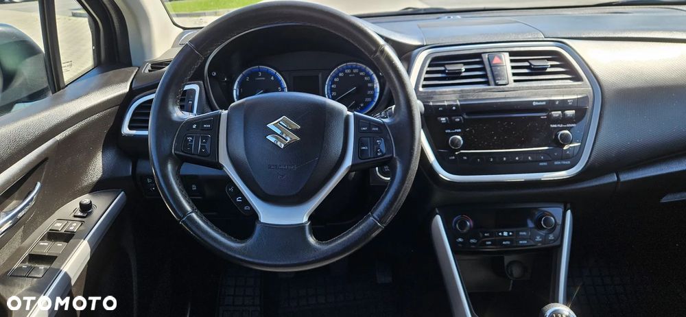Suzuki SX4 S-Cross - 22