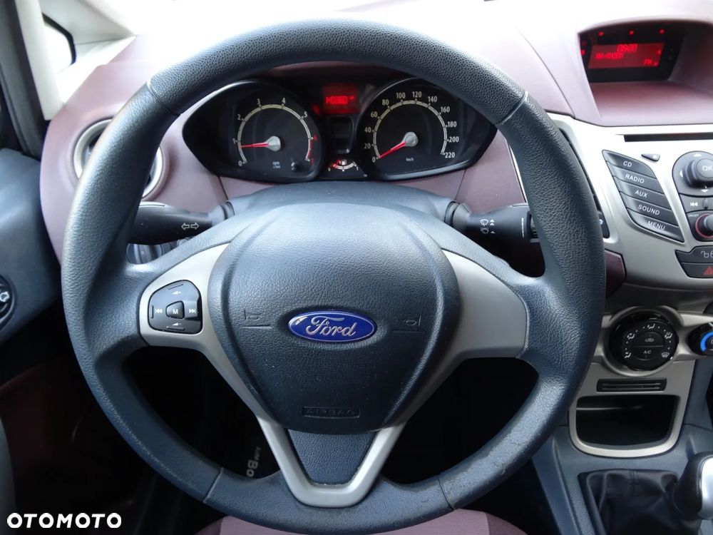Ford Fiesta 1.25 Trend - 26