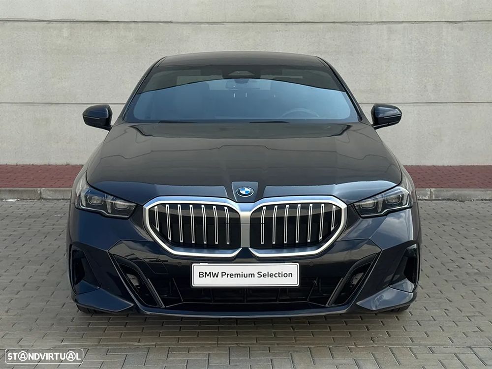 BMW 520 d Pack Desportivo M - 2