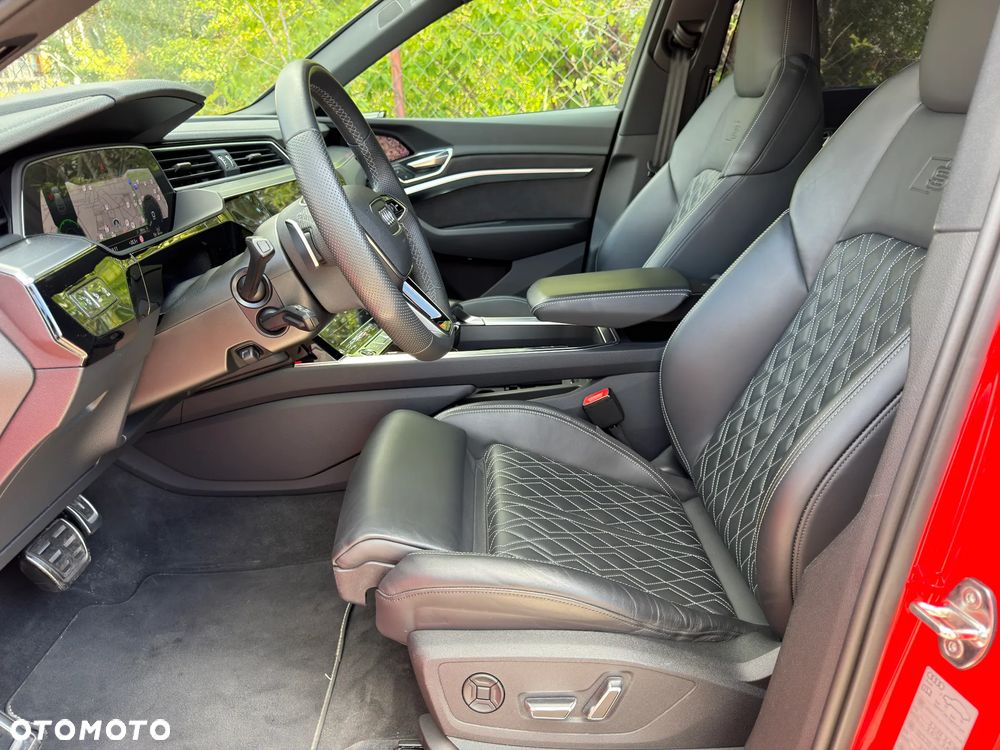 Audi Q8 Sportback e-tron 55 quattro S line - 6