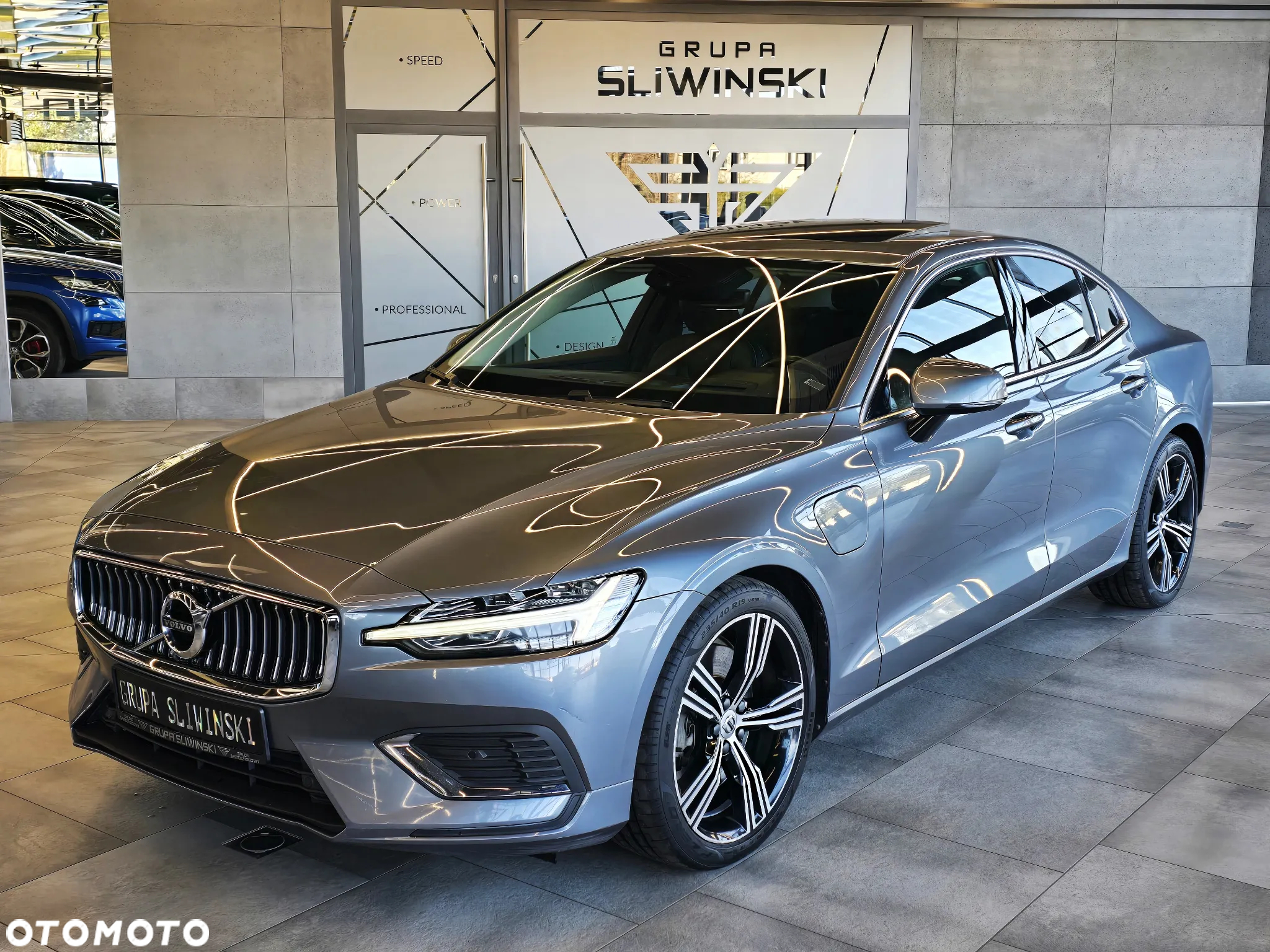 Volvo S60 T8 Twin Engine AWD Geartronic Inscription - 3