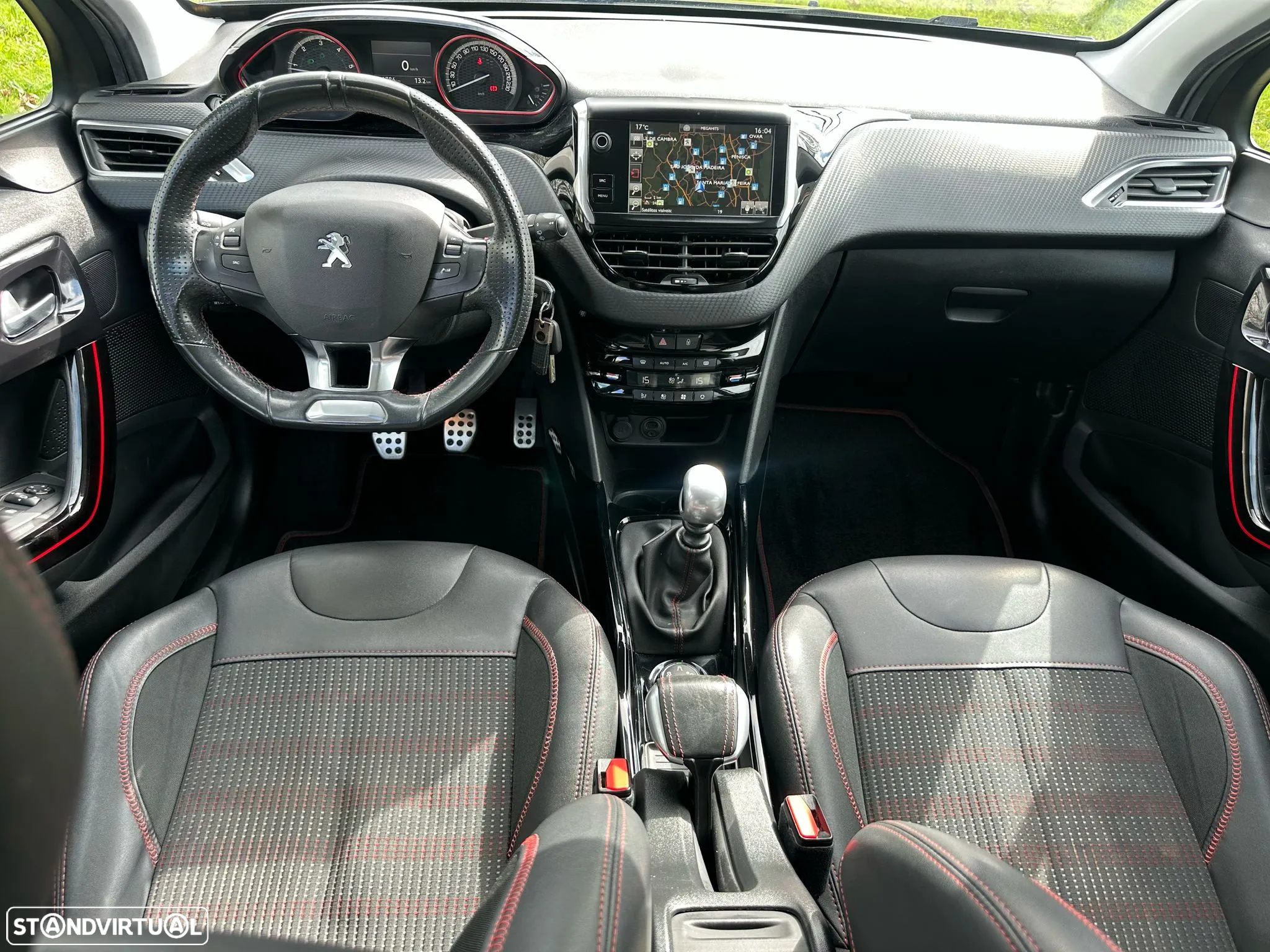 Peugeot 2008 1.6 BlueHDi GT Line - 19
