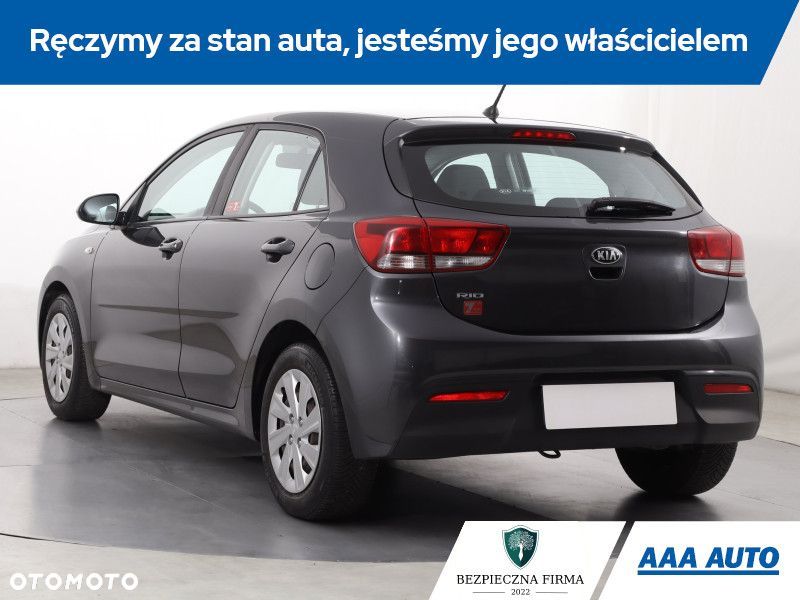 Kia Rio - 5