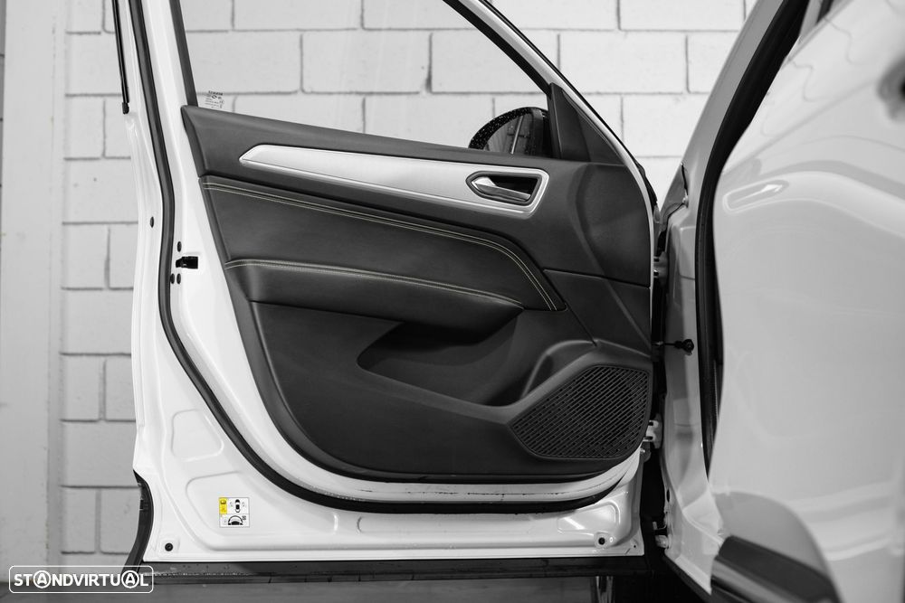 Renault Arkana 1.6 E-Tech Full Hybrid Techno - 28