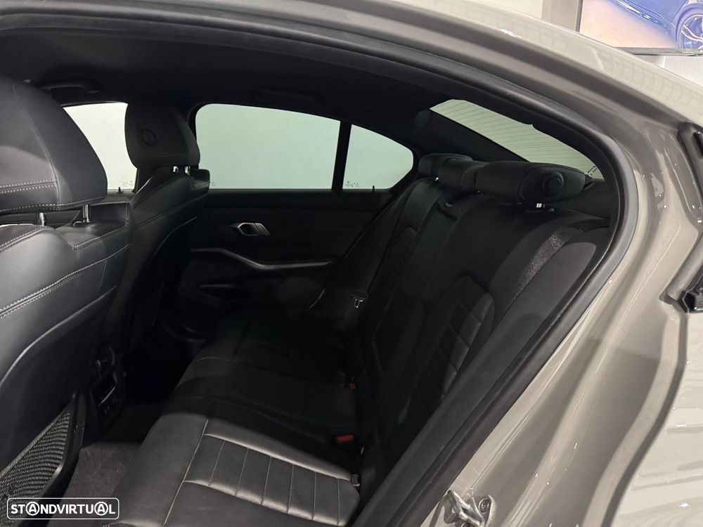 BMW 330 e Pack M Auto - 13