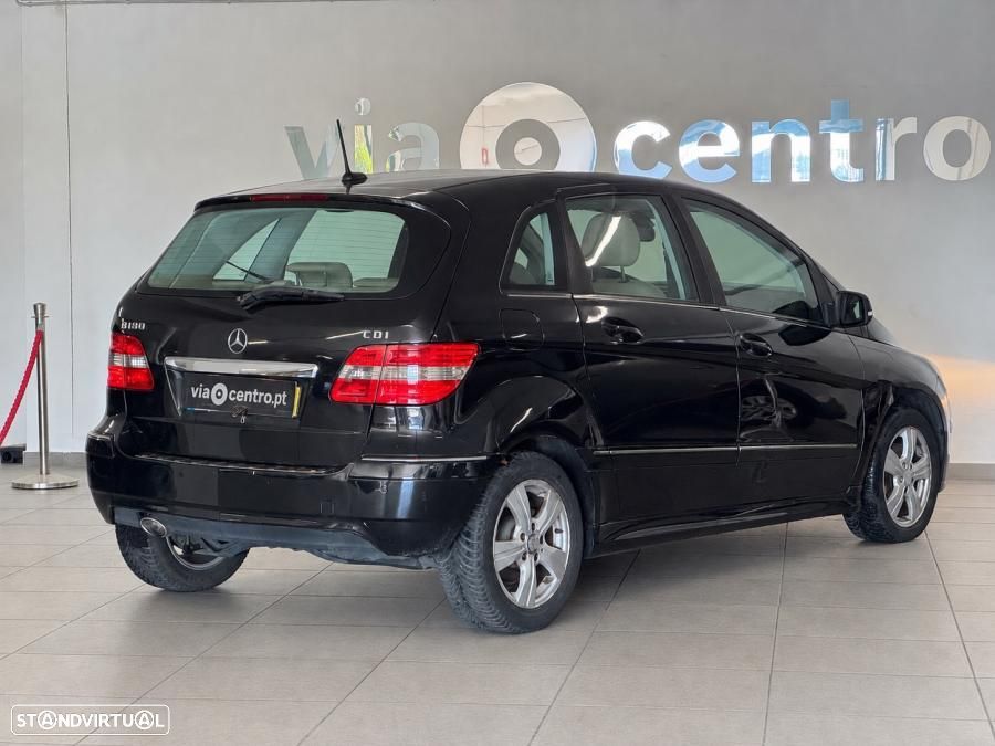 Mercedes-Benz B 180 CDi - 9