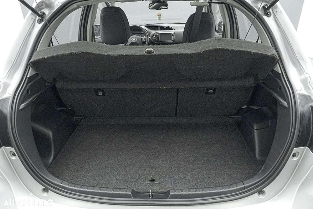 Toyota Yaris 1.5 VVT-i HSD Dynamic - 25