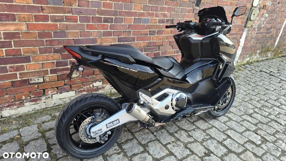 Honda NSS - 37