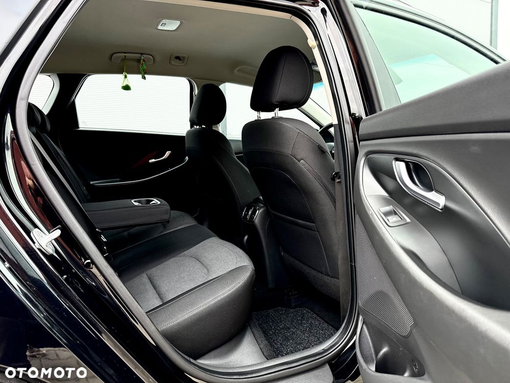 Hyundai i30 - 32