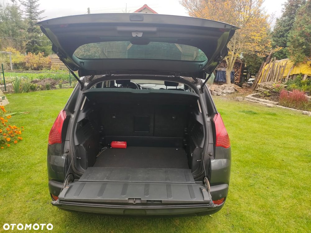 Peugeot 3008 HDi 150 Active - 12
