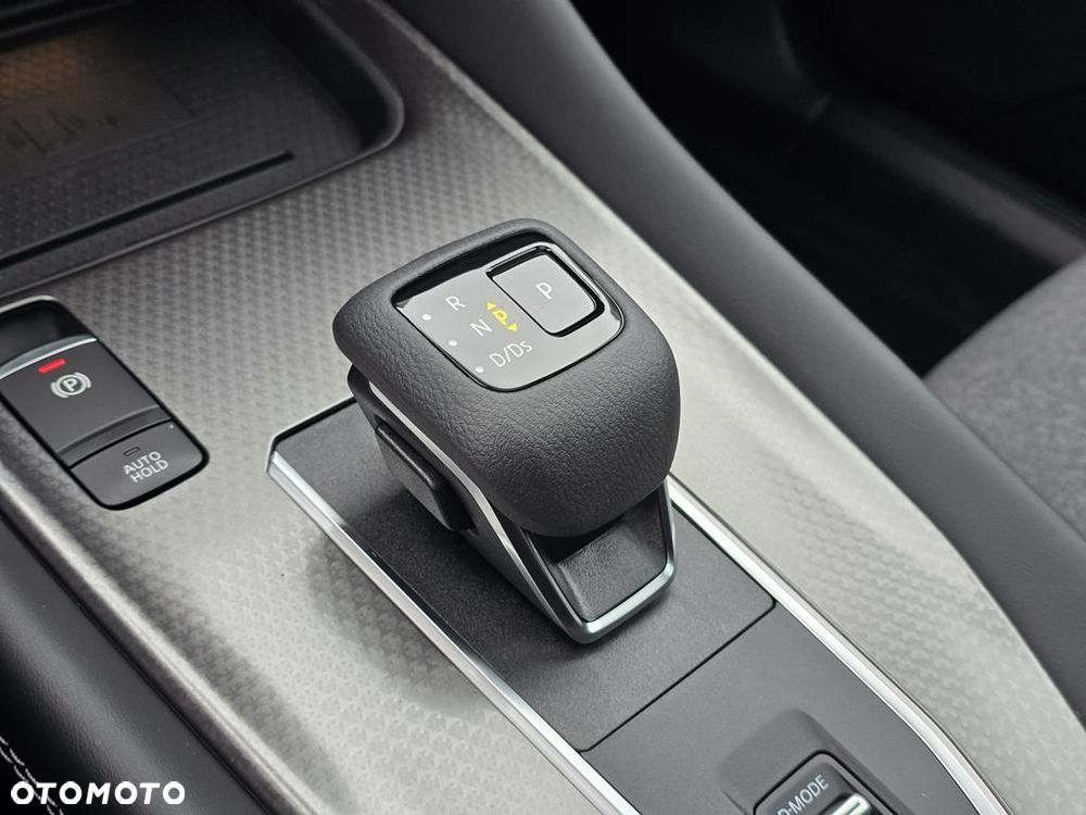 Nissan Qashqai 1.3 DIG-T mHEV N-Connecta Xtronic - 20