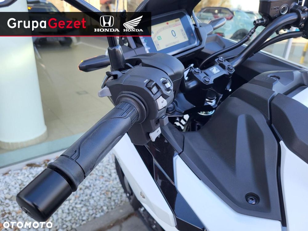 Honda NC - 9