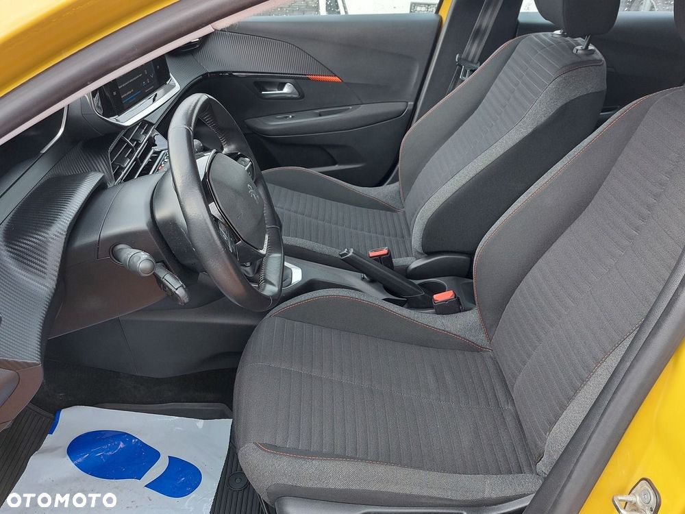 Peugeot 208 - 9