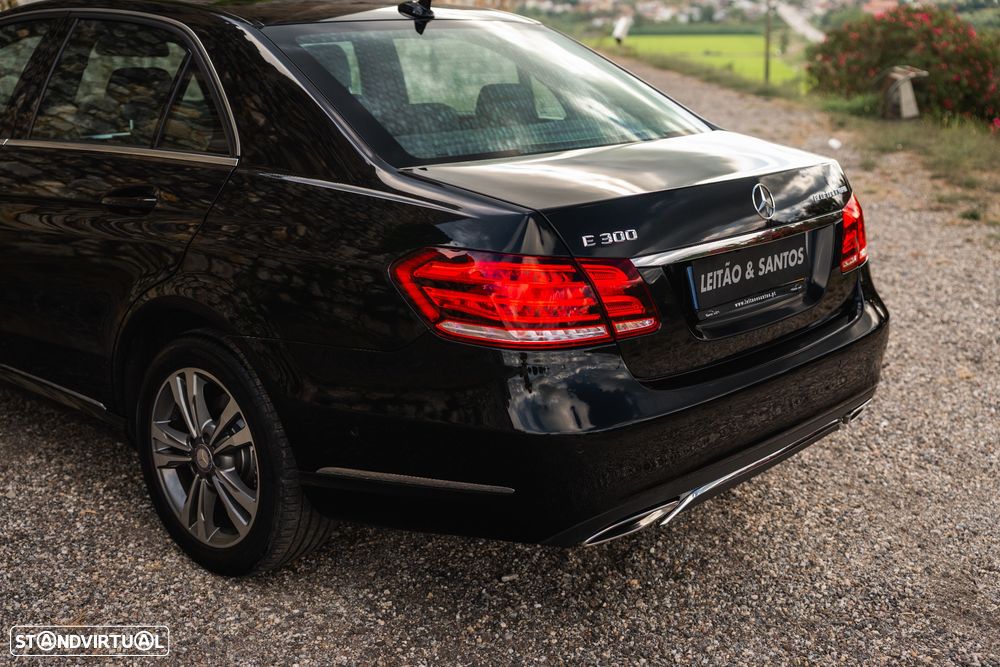 Mercedes-Benz E 300 BLUETEC Hybrid Avantgarde 107g - 43