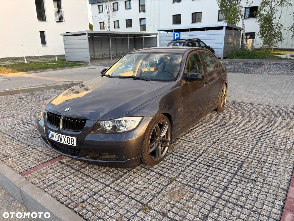 BMW Seria 3 325i - 2