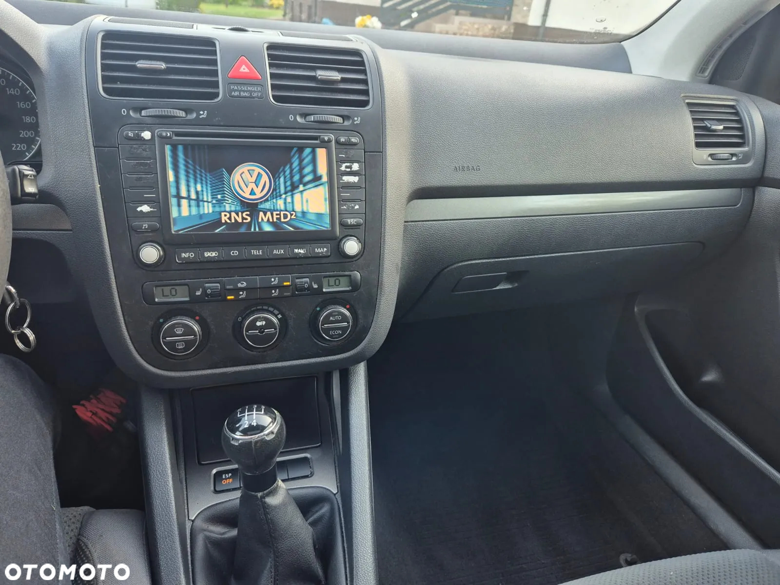 Volkswagen Golf V 1.4 FSI Comfortline - 6