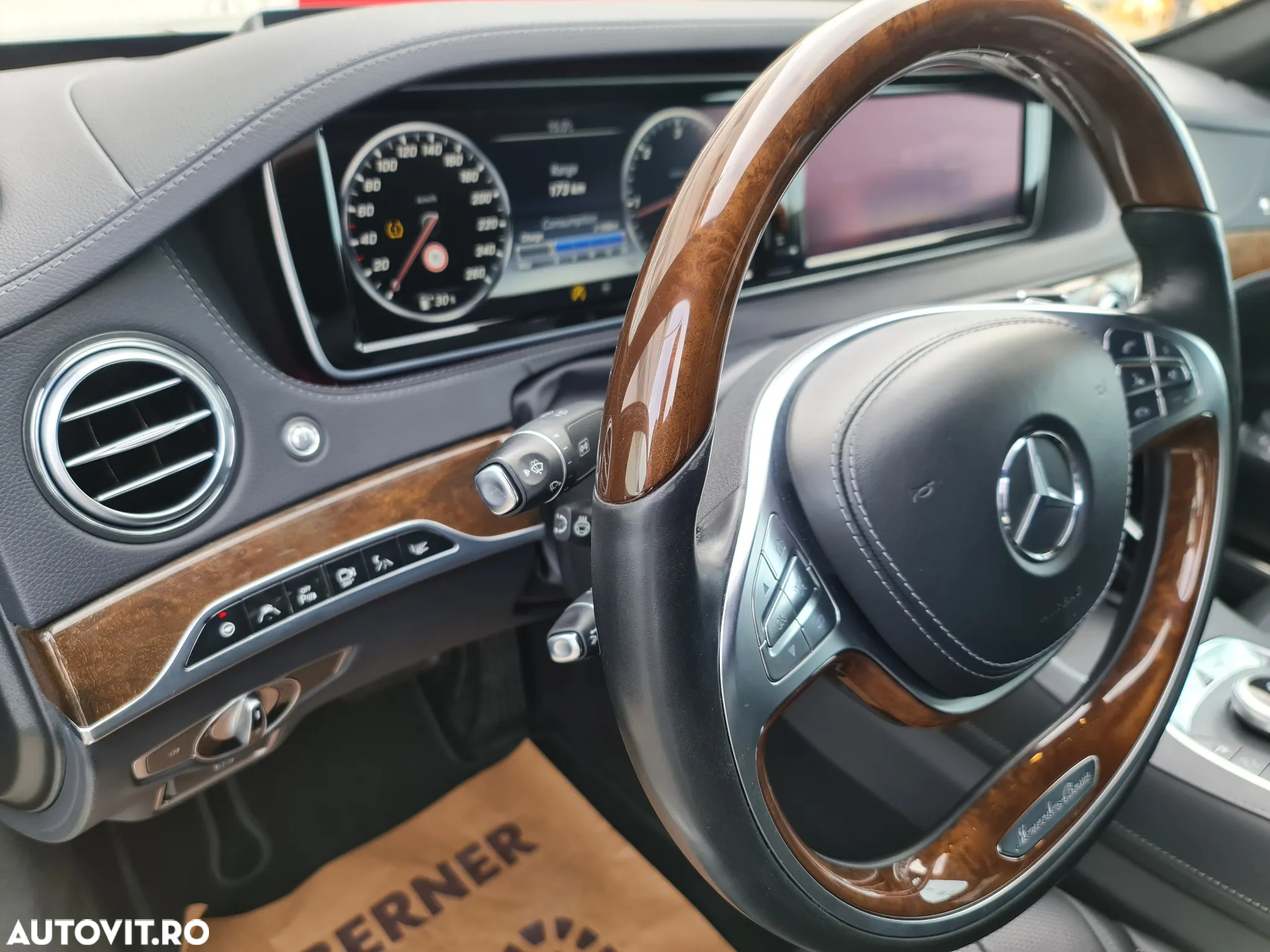 Mercedes-Benz S 350 d 9G-TRONIC - 15