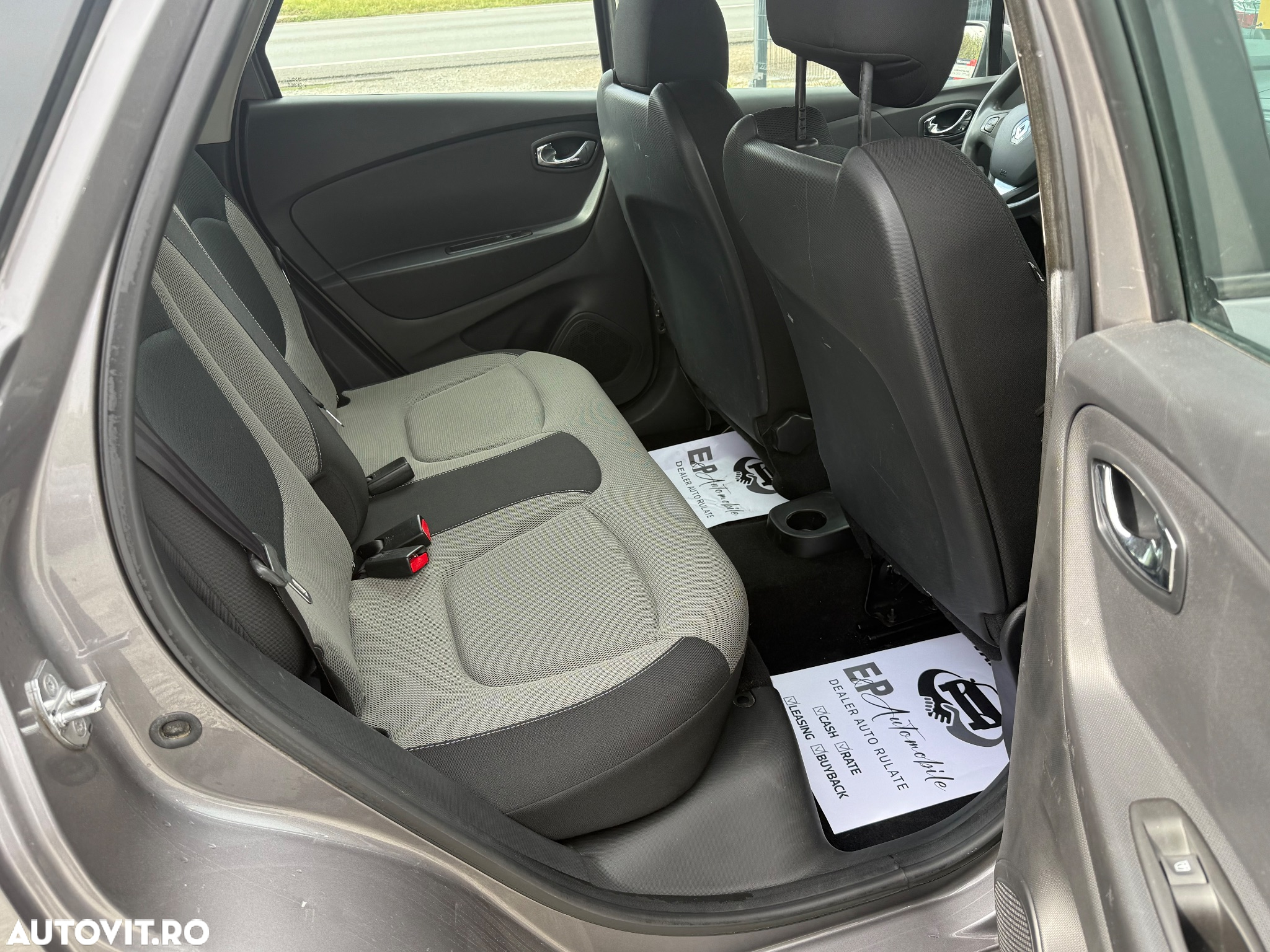 Renault Captur TCe 100 Zen - 13