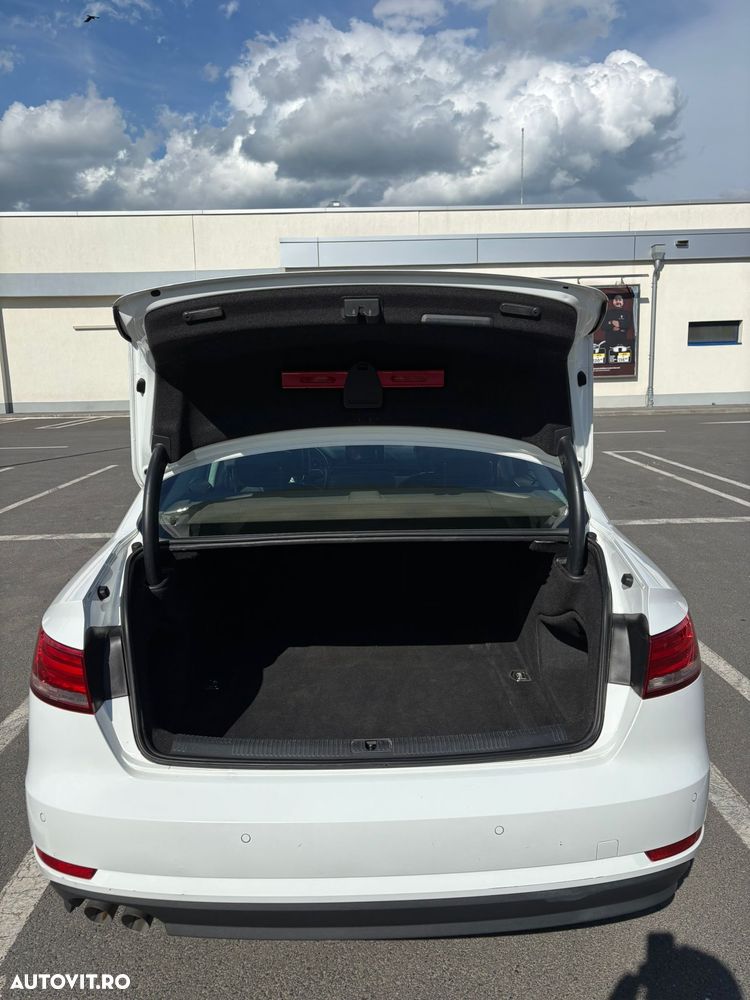 Audi A4 2.0 TDI quattro S tronic - 6