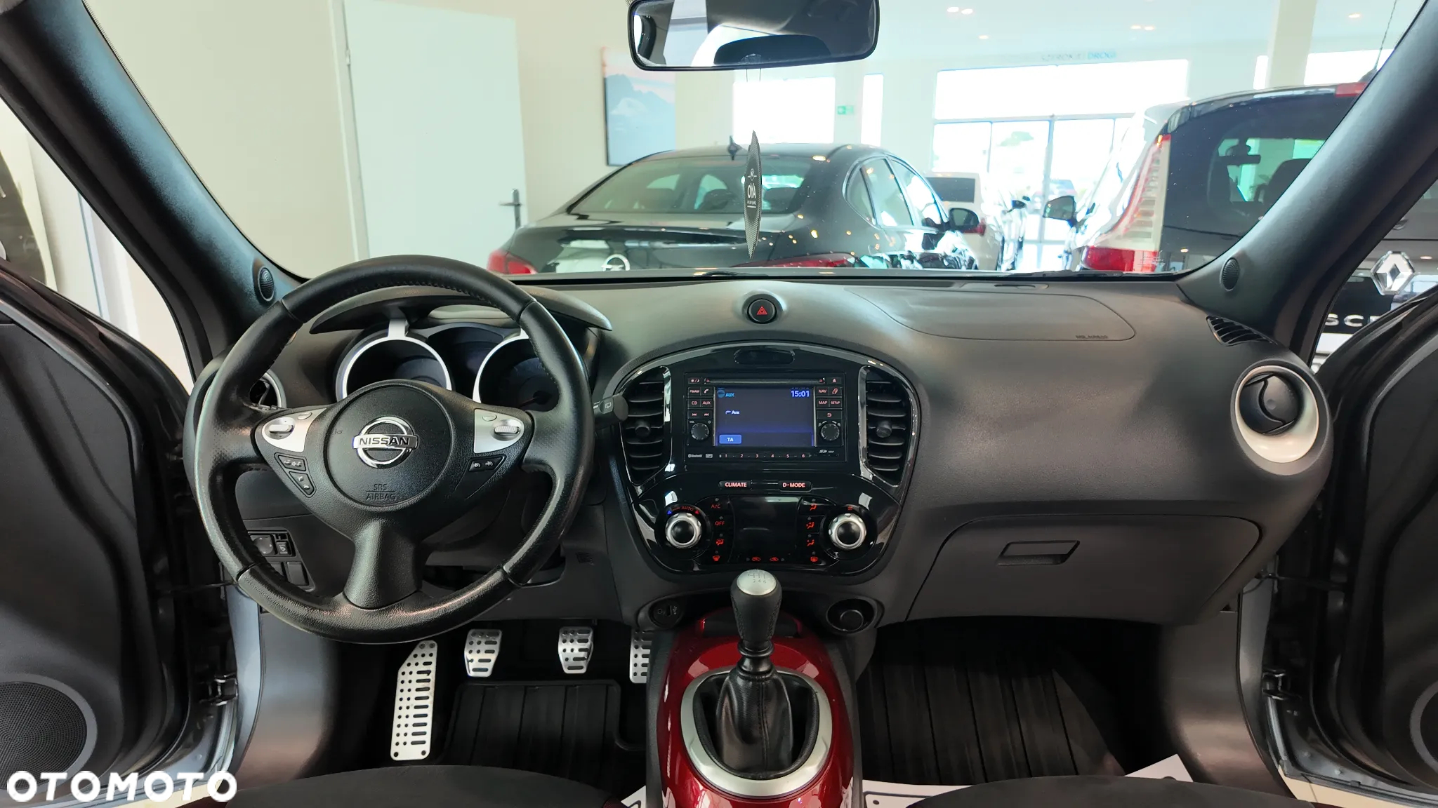 Nissan Juke 1.6 DIG-T Tekna - 32