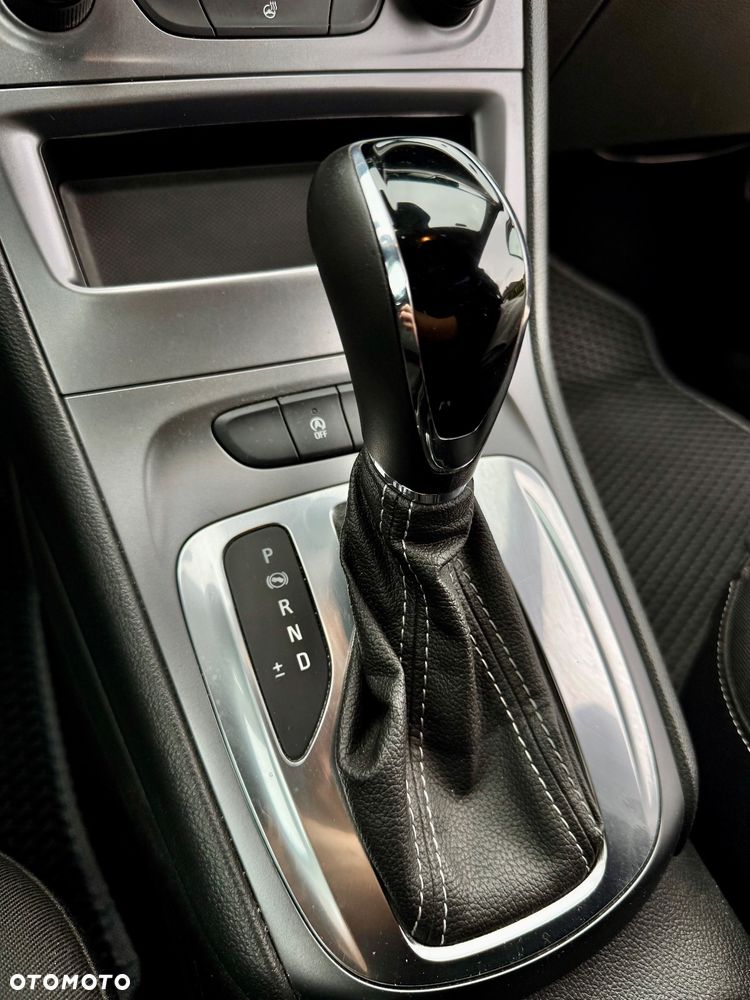 Opel Astra 1.5 D Start/Stop Automatik Business Edition - 21