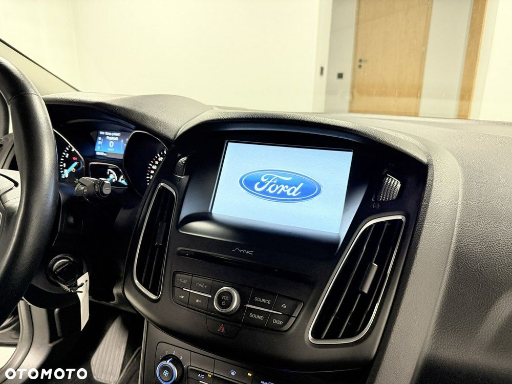 Ford Focus 1.0 EcoBoost 99g Start-Stopp-System SYNC Edition - 20