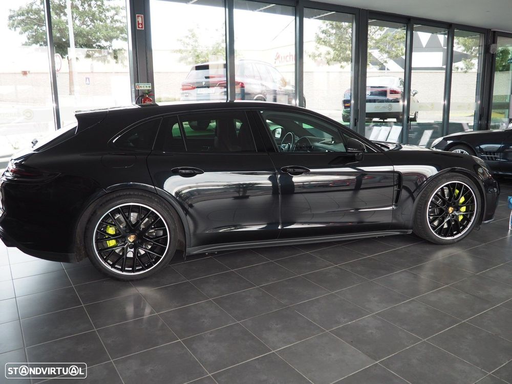 Porsche Panamera Sport Turismo - 14