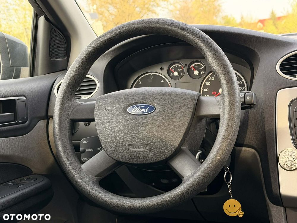 Ford Focus 1.6 TDCi Ambiente - 13