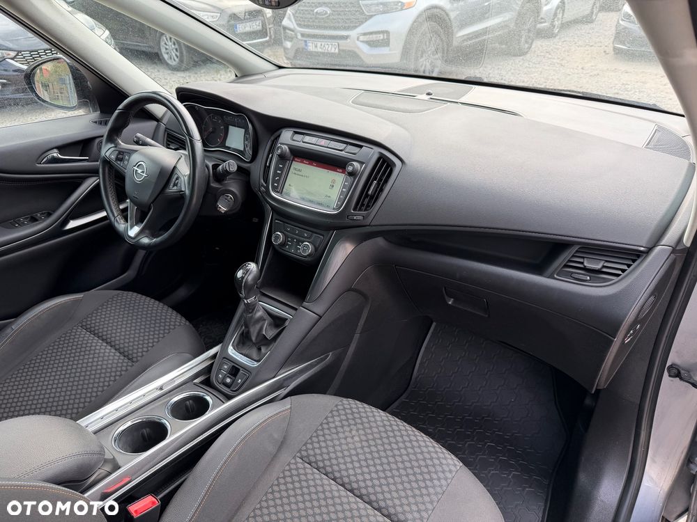 Opel Zafira Tourer 1.4 Turbo ecoFLEX Start/Stop Business Innovation - 24