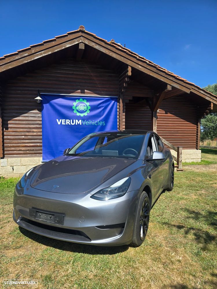 Tesla Model Y RWD - 1