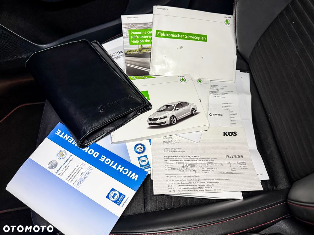 Skoda Octavia 2.0 TSI (Green tec) RS - 37