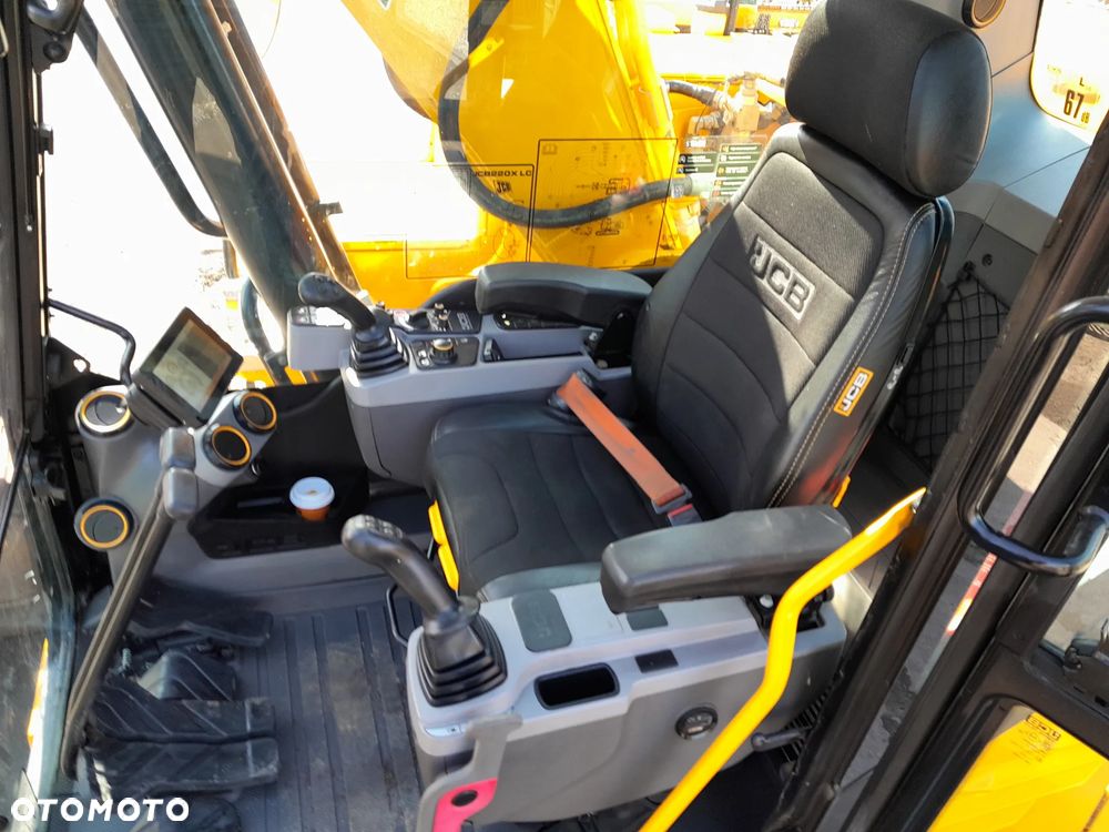 JCB 220x js220 2022R - 33