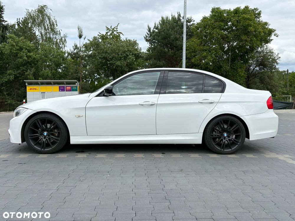 BMW Seria 3 320i Edition Sport - 5