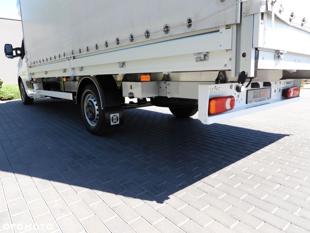Renault MASTER  PLANDEKA 10 PALET WEBASTO TEMPOMAT LEDY PNEUMATYKA KLIMATYZACJA  165KM - 18