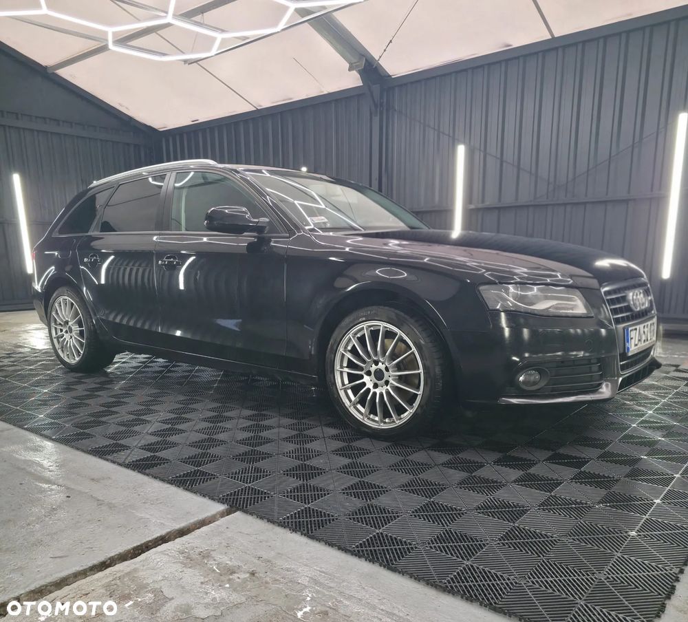 Audi A4 Avant 2.0 TDI DPF Ambition - 4