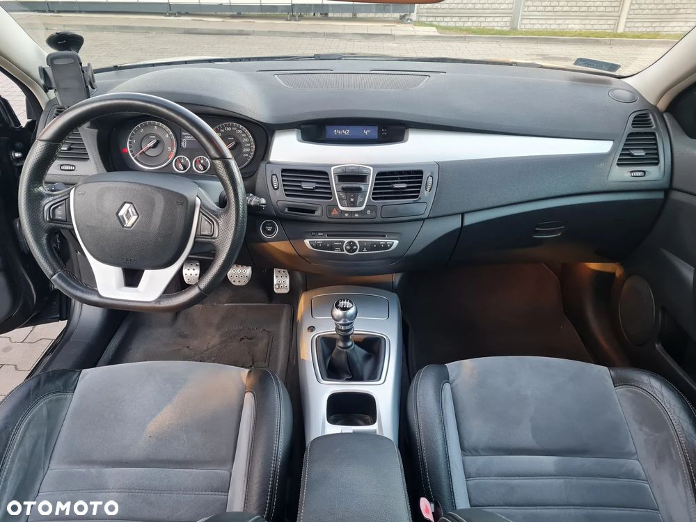 Renault Laguna 2.0 dCi GT - 8