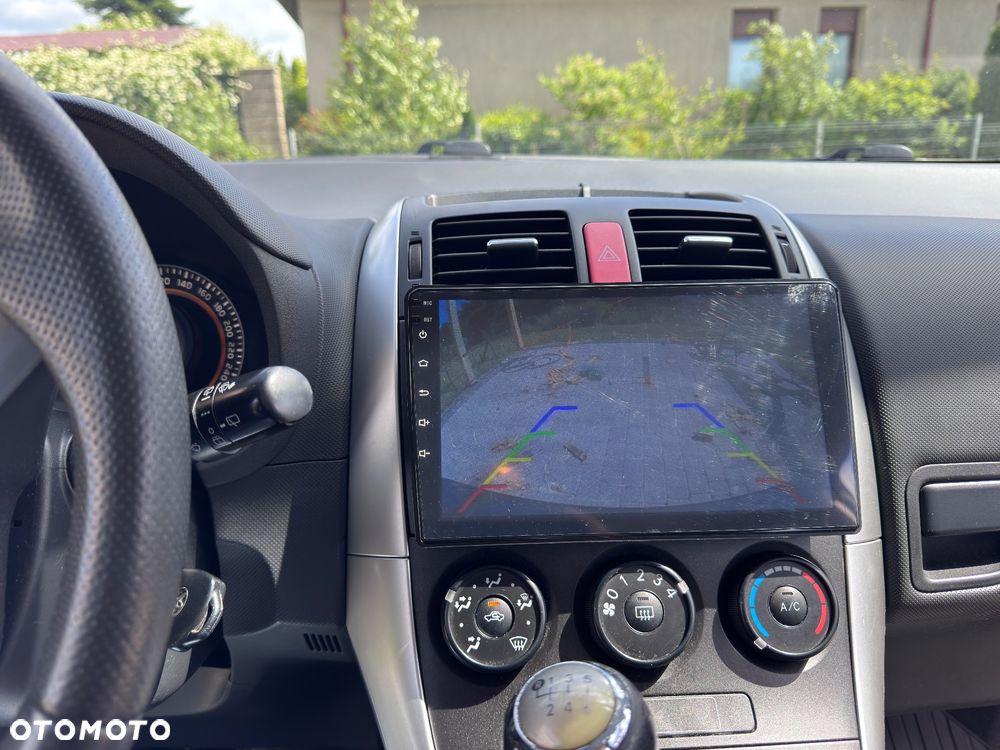 Toyota Auris 1.4 D-4D Luna - 4