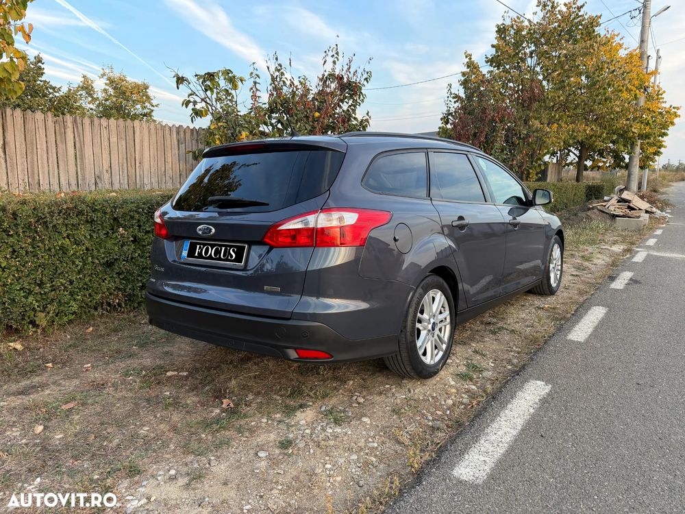 Ford Focus 2012 photo 4