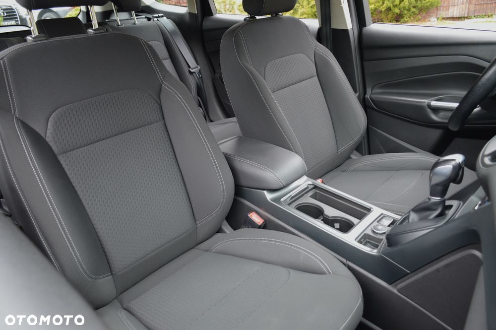 Ford Kuga 2.0 TDCi 4x4 Titanium - 29