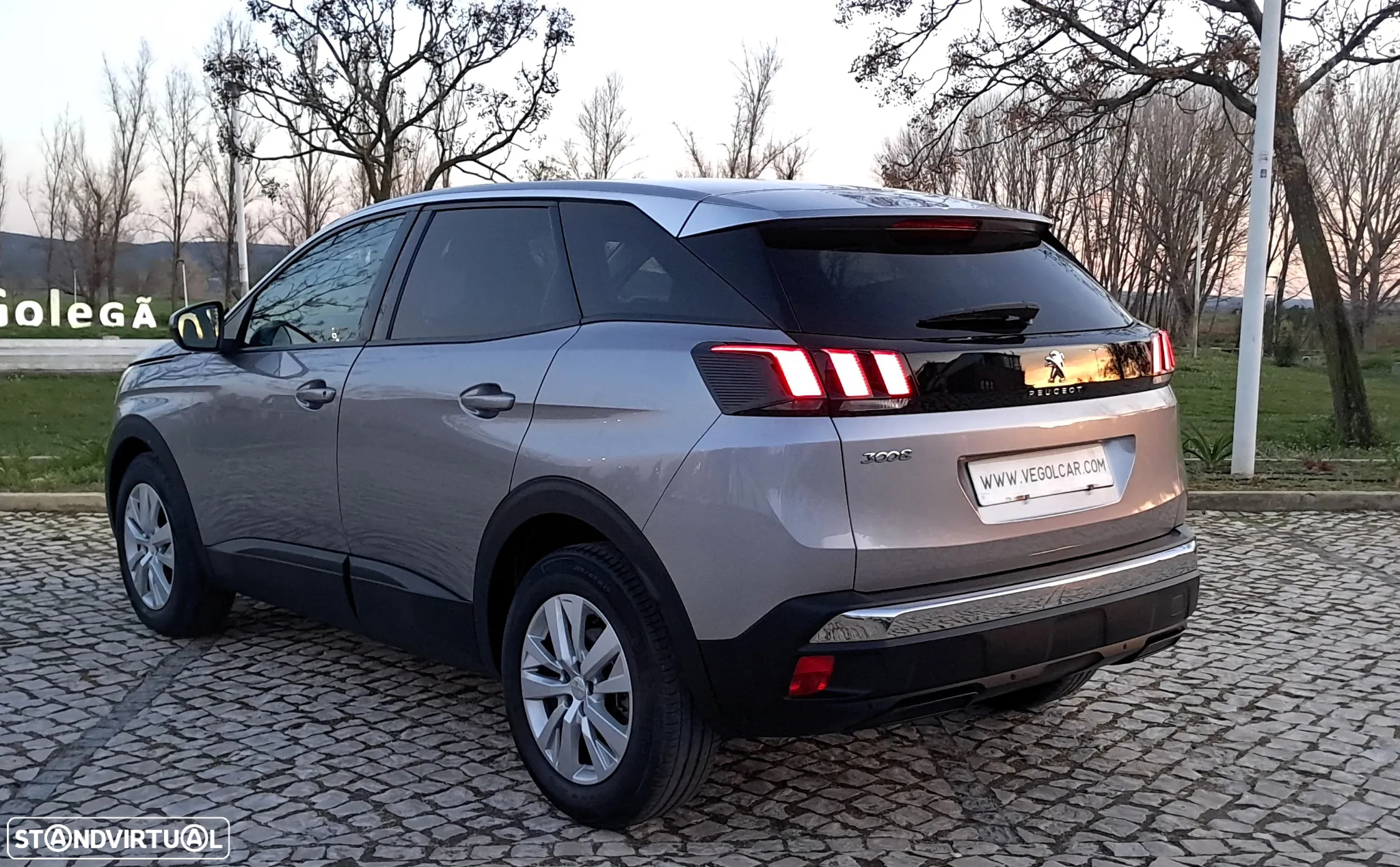 Peugeot 3008 BlueHDi 130 Stop & Start EAT8 Active Pack - 17
