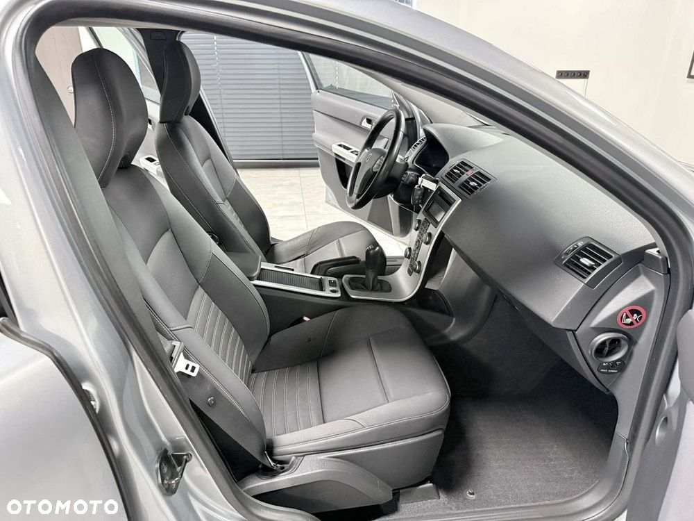 Volvo V50 DPF DRIVe Momentum - 22