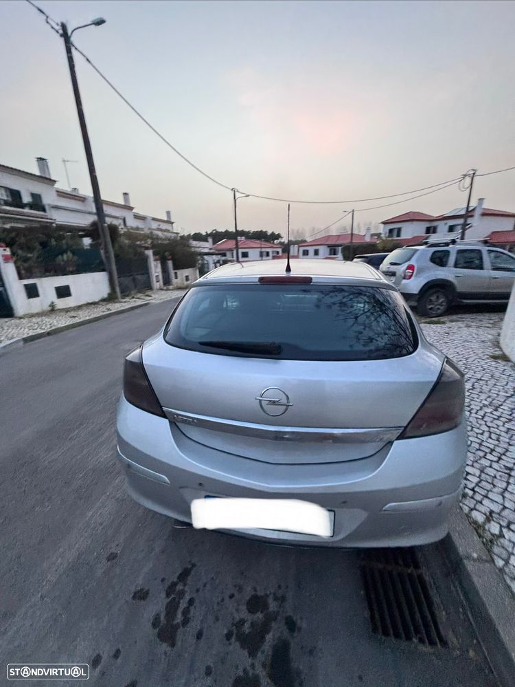 Opel Astra GTC 1.9 CDTI - 12