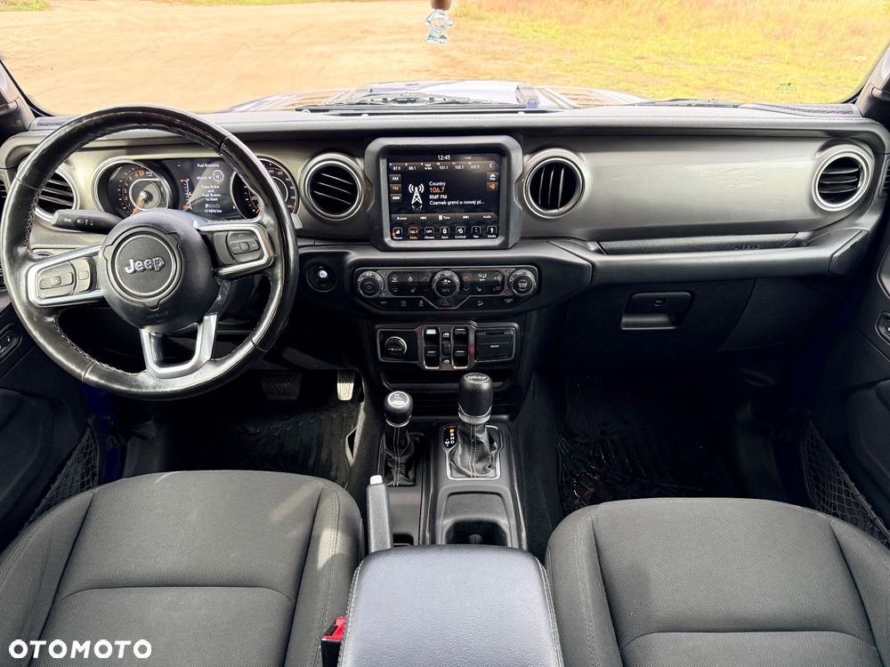 Jeep Wrangler Unlimited 3.6 Automatik Sahara - 4